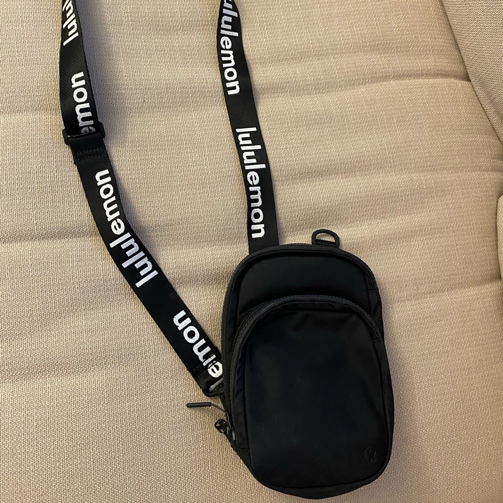Unique Lulu Lemon Crossbody Bag